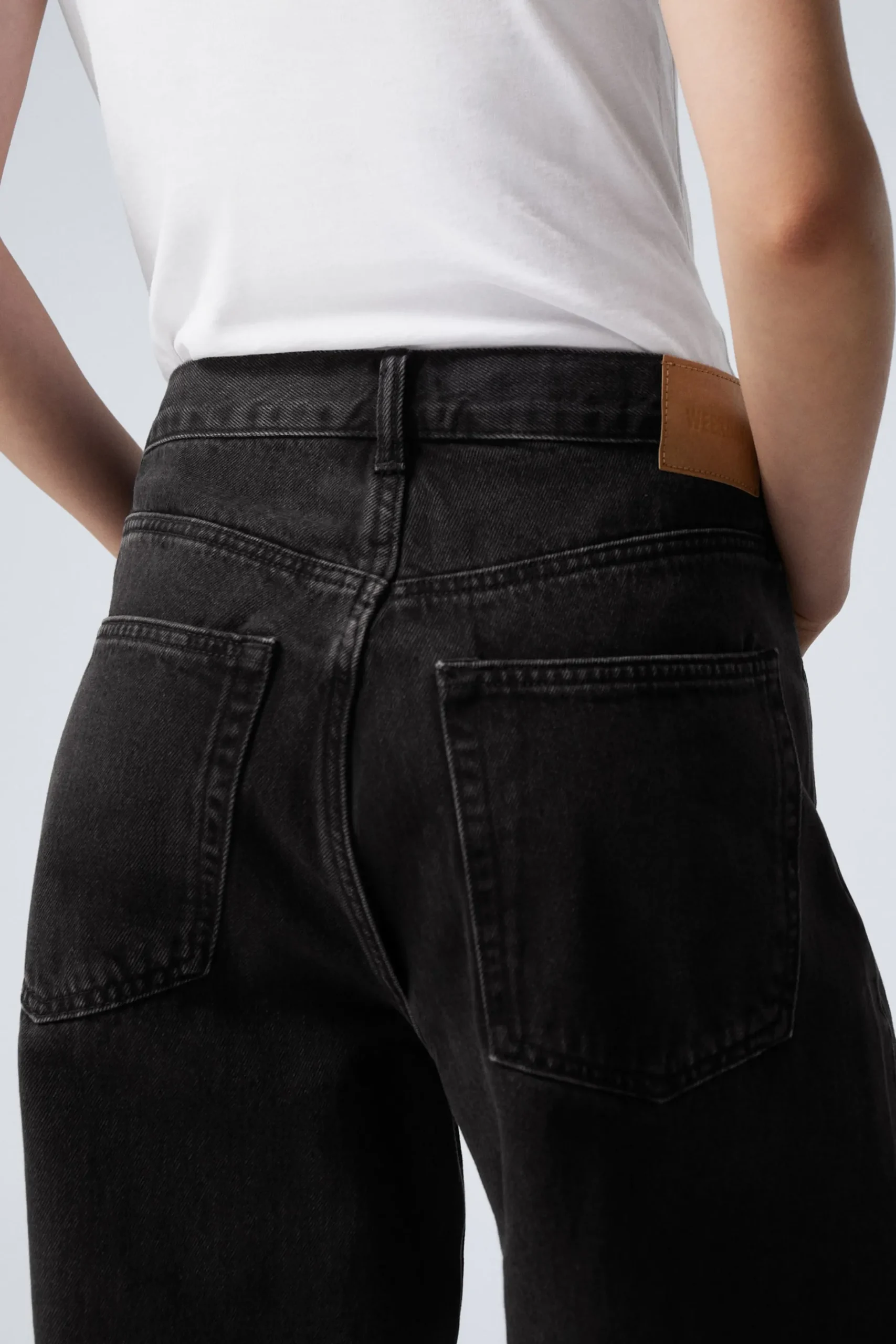 Weekday ASTRO LOOSE BAGGY LEG JEANS tuned black black Online