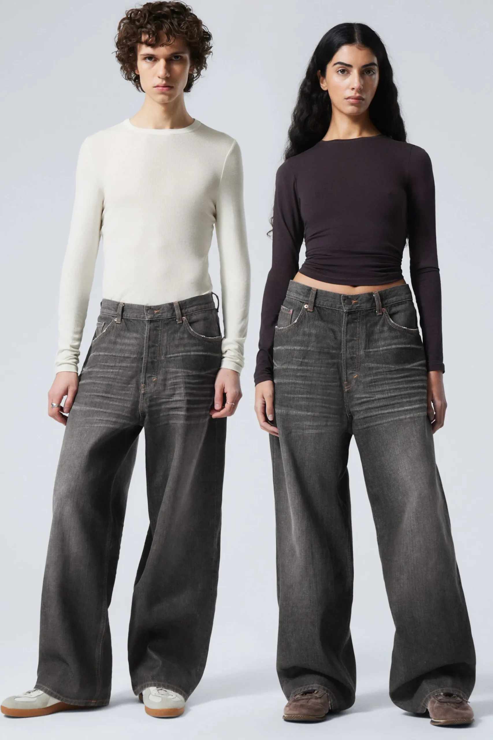 Weekday ASTRO LOOSE BAGGY LEG JEANS ash black black Hot