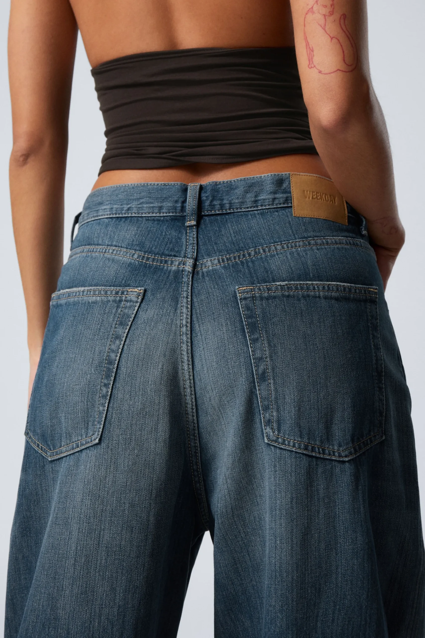 Weekday ASTRO LOOSE BAGGY LEG JEANS mine blue medium blue Cheap