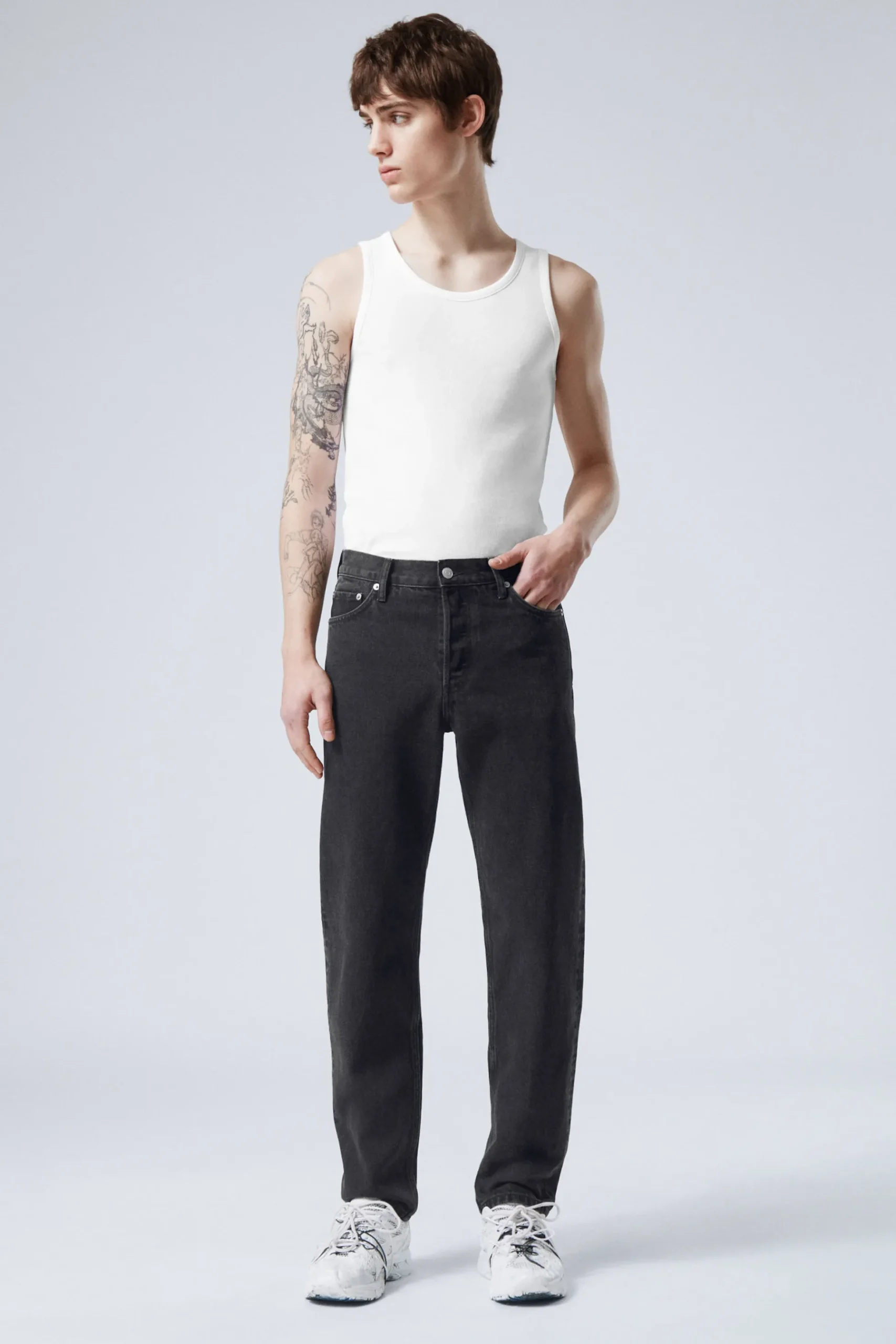 Weekday BARREL RELAXED TAPERD LEG JEANS tuned black black Best
