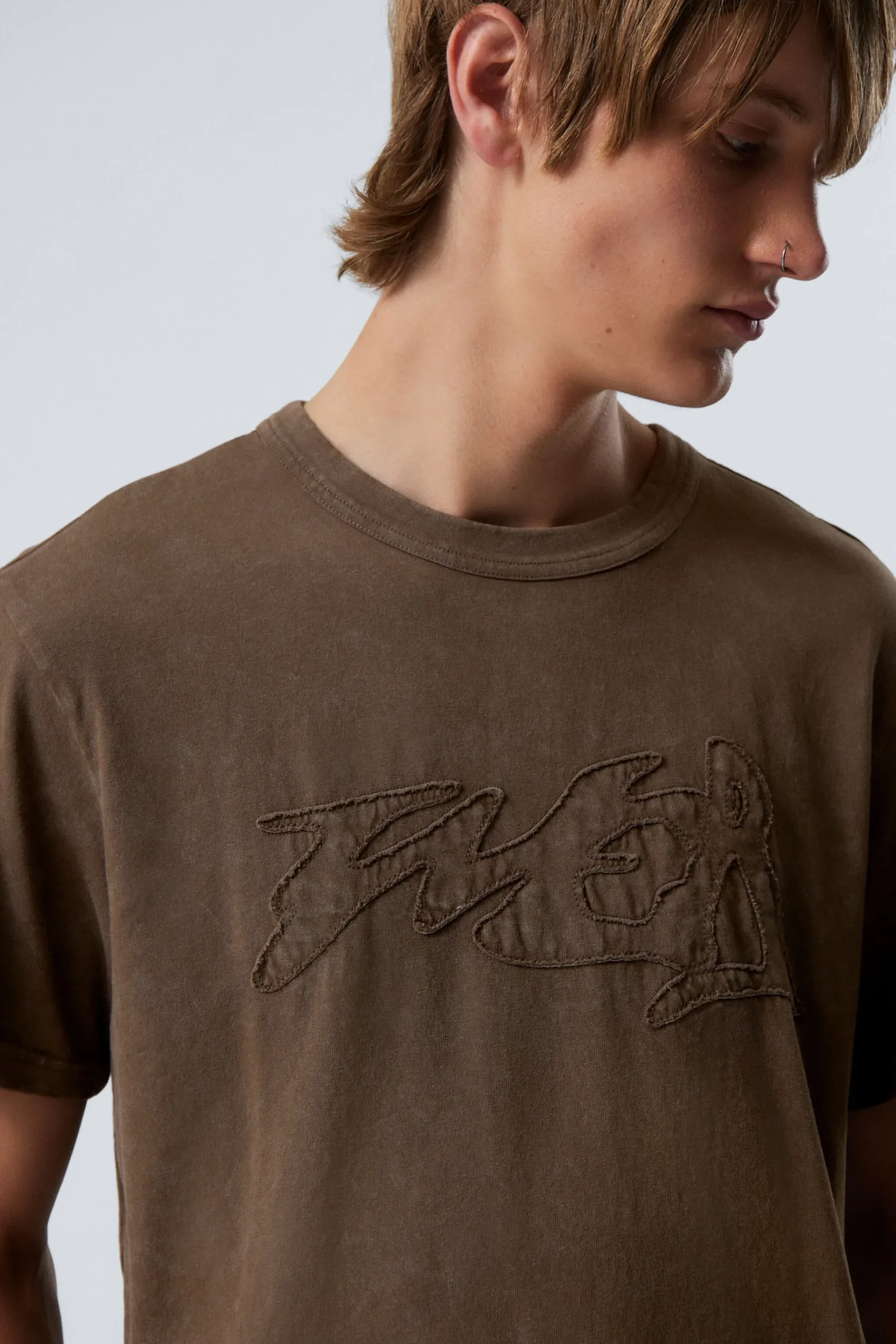 Weekday BOXY LIGHTWEIGHT GRAPHIC T-SHIRT dark brown Outlet