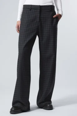 Weekday CHECKED LOW LOOSE SUIT TROUSERS dark blue check Best