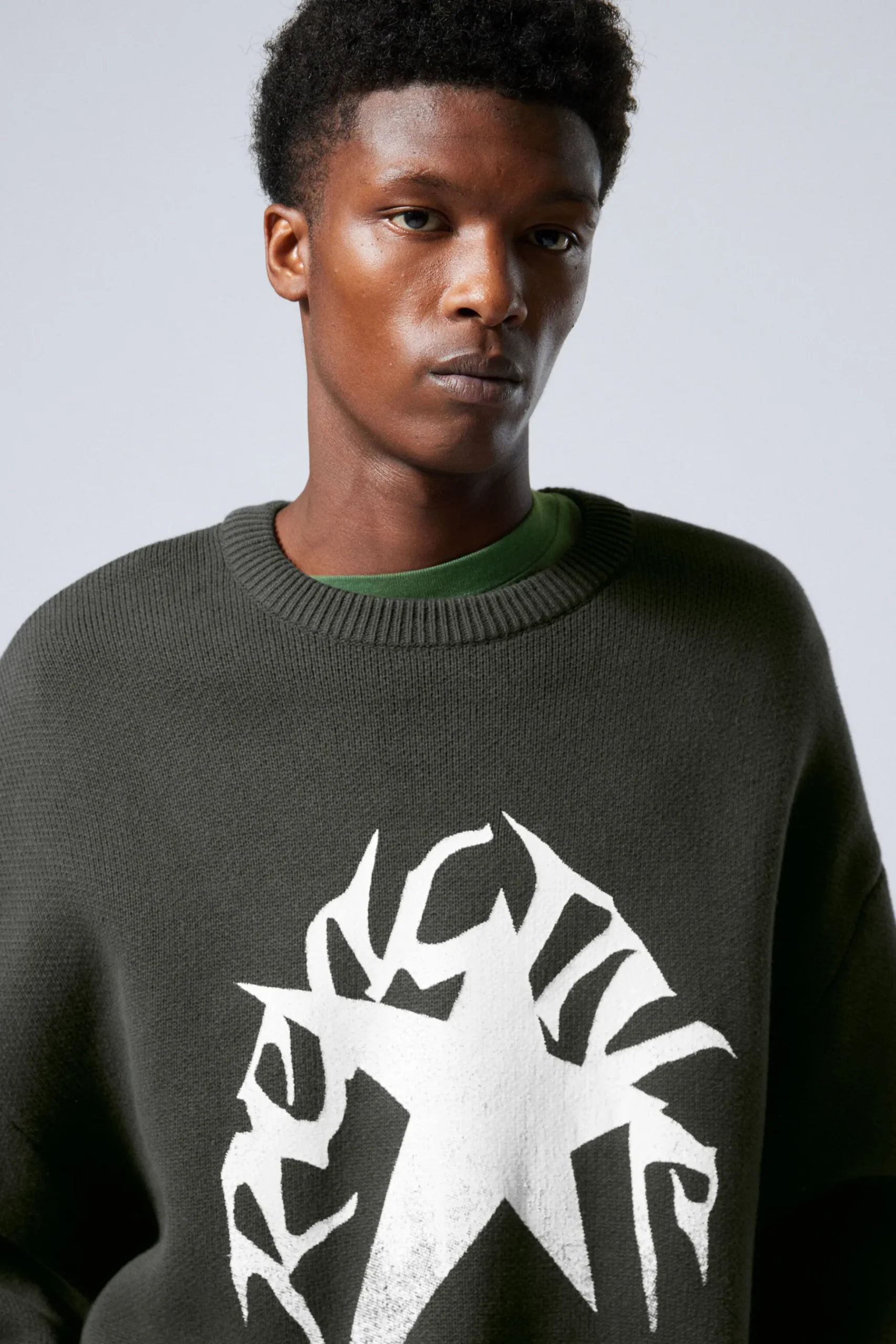 Weekday CYPHER GRAPHIC KNIT SWEATER dark grey reactive star Best