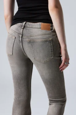 Weekday FLAME LOW RISE SLIM FLARED LEG JEANS canyon grey medium grey Best