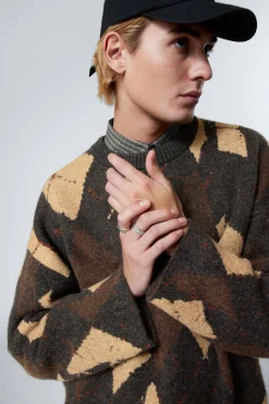 Weekday KNITTED TWISTED ARGYLE SWEATER dark grey brown argyle New