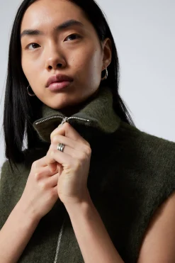 Weekday KNITTED ZIP VEST dark khaki green Fashion