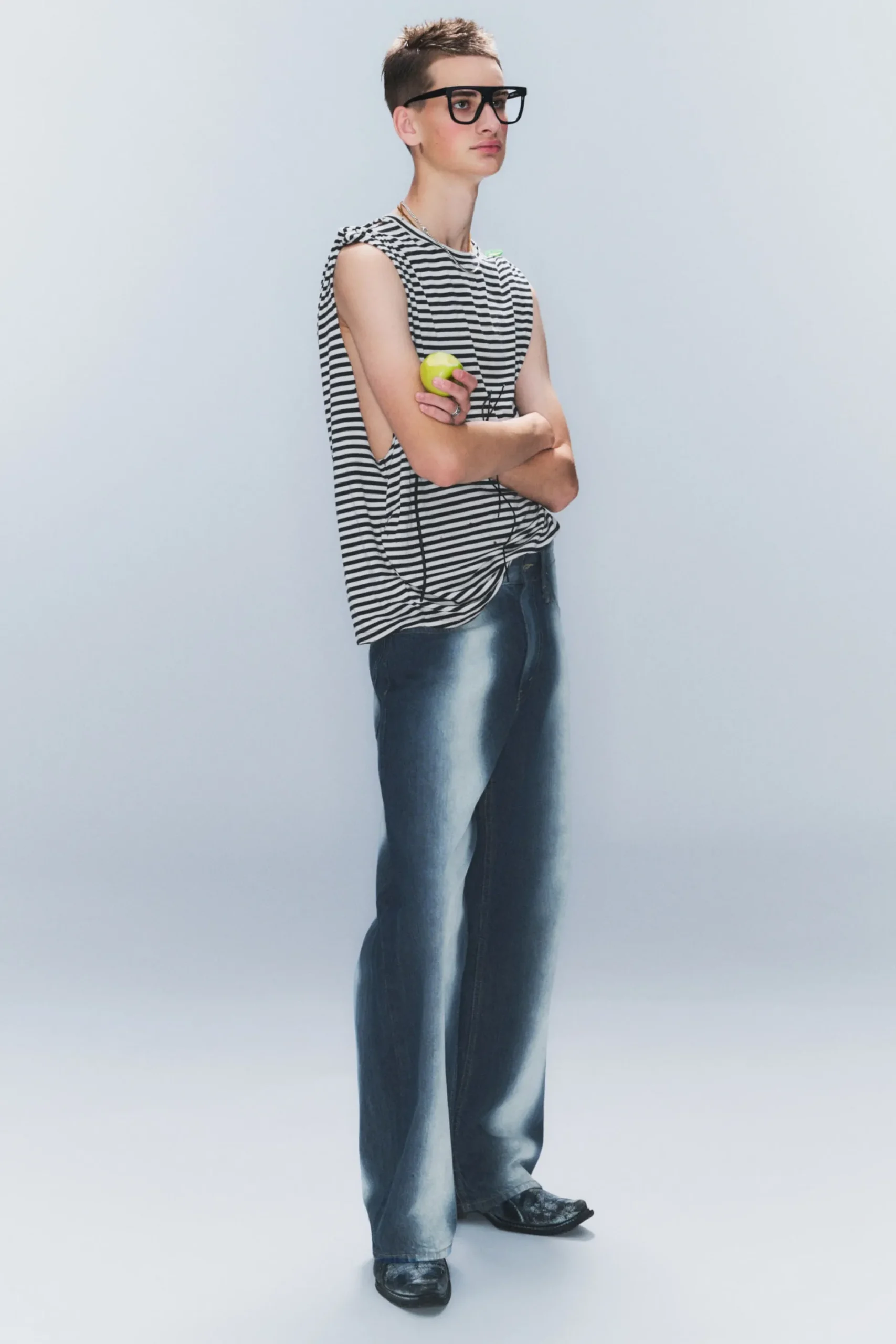 Weekday LOOSER REGULAR WAIST LOOSE STRAIGHT JEANS blue spray Hot