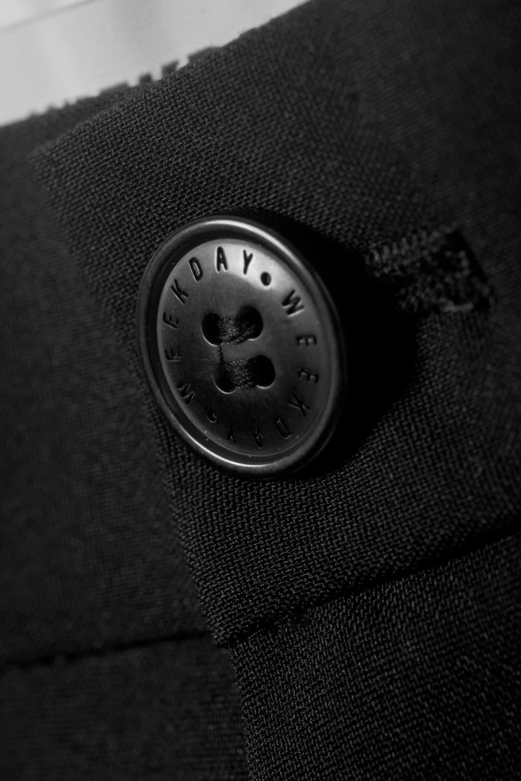 Weekday LOW WAIST LOOSE FIT SUIT TROUSERS black Cheap
