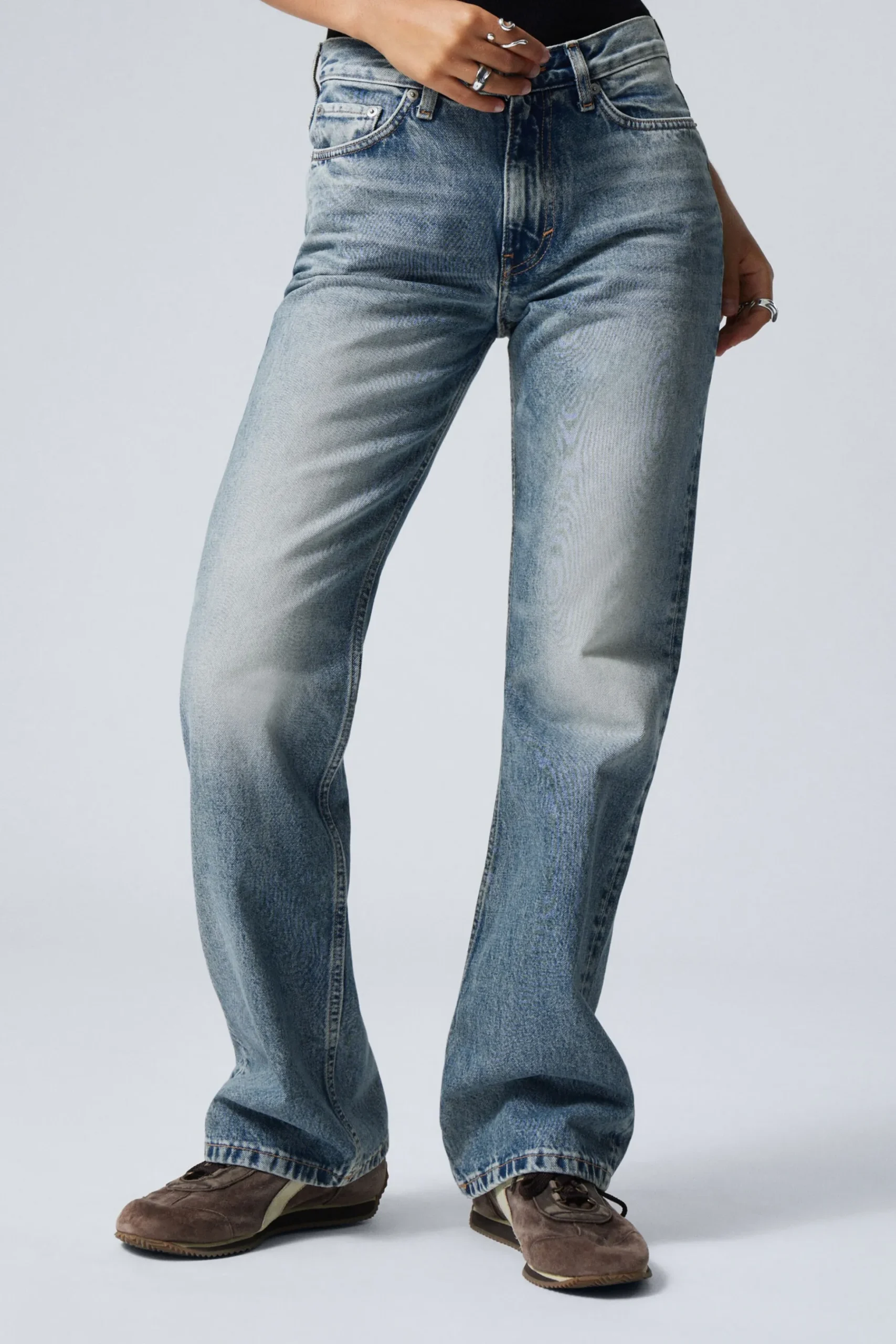 Weekday MOON MID RISE REGULAR BOOTCUT LEG JEANS seventeen blue medium blue Clearance