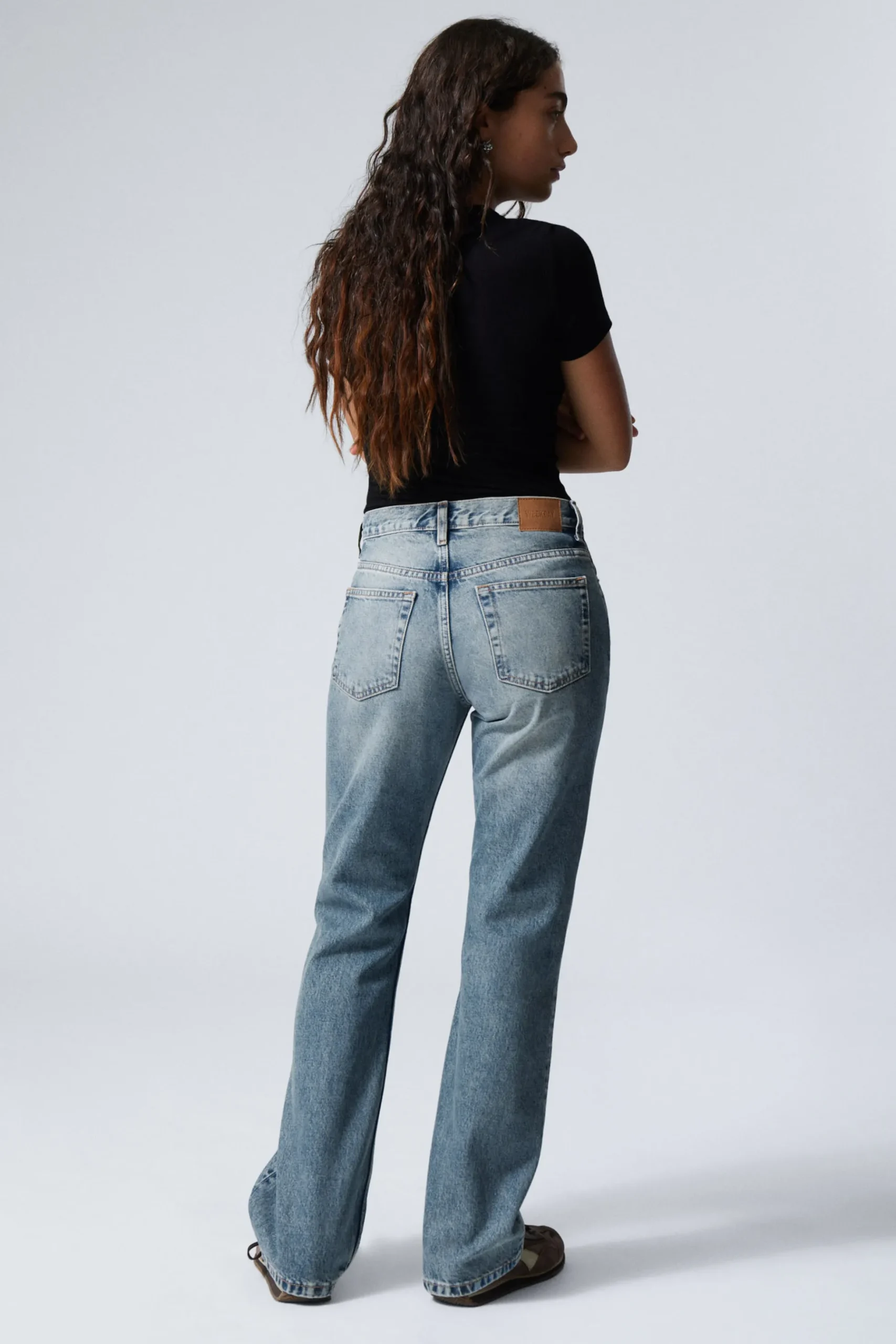 Weekday MOON MID RISE REGULAR BOOTCUT LEG JEANS seventeen blue medium blue Clearance