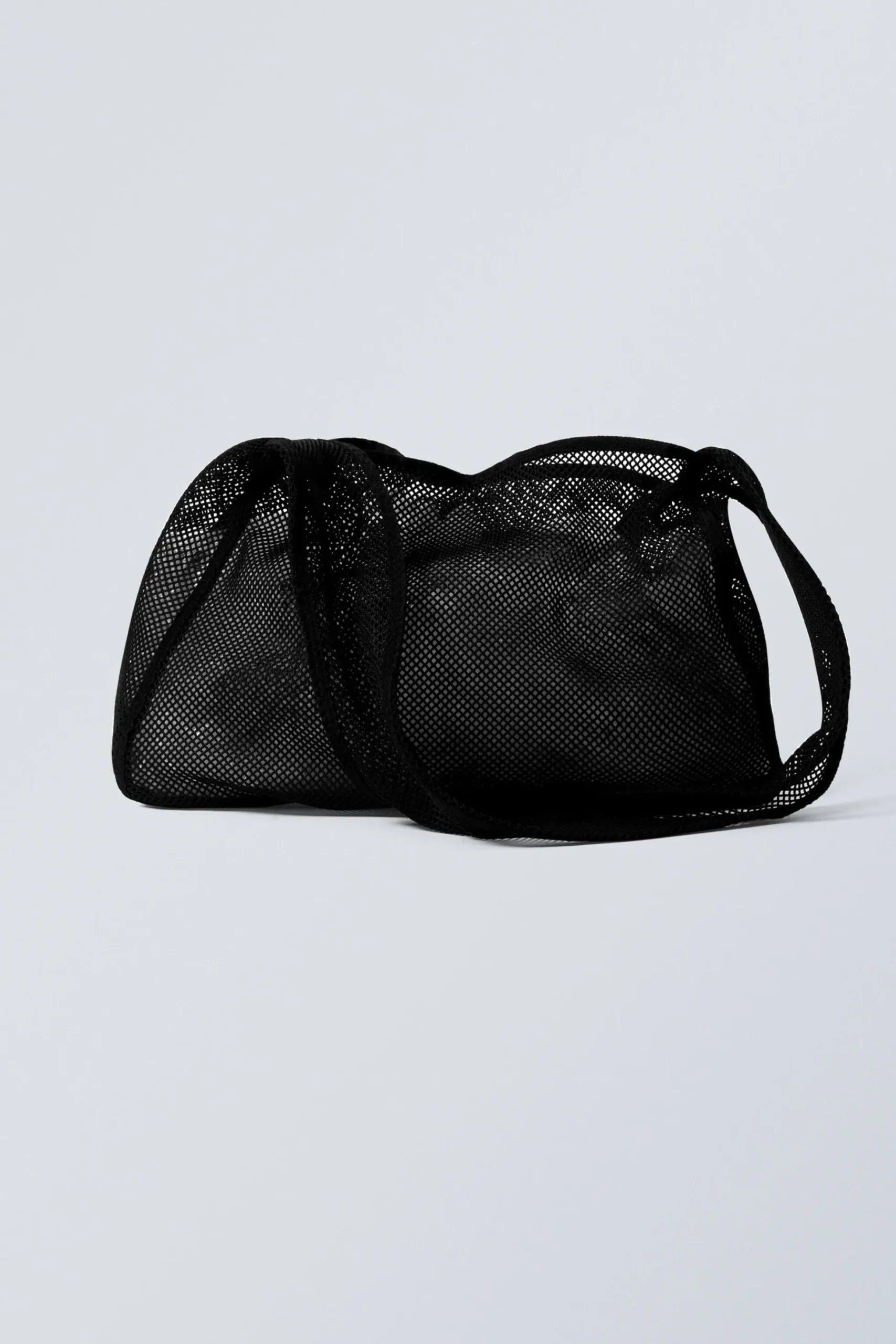 Weekday NET SHOULDER BAG black Shop