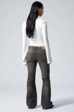 Weekday NOVA LOW RISE SLIM BOOTCUT LEG JEANS ash black black Online