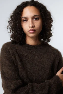 Weekday OVERSIZED KNITTED MOHAIR BLEND SWEATER dark brown melange Hot