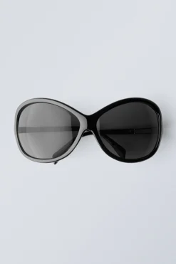 Weekday OVERSIZED SUNGLASSES black Fashion