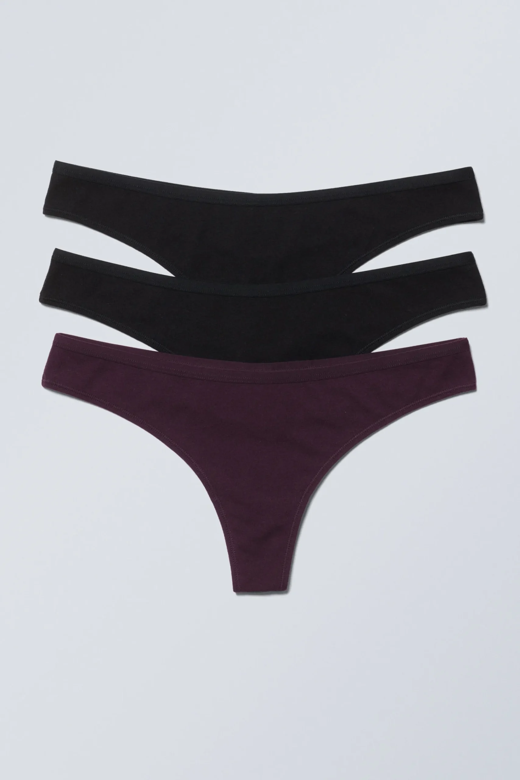 Weekday 3-PACK LOW WAIST COTTON THONGS black & dark purple Best