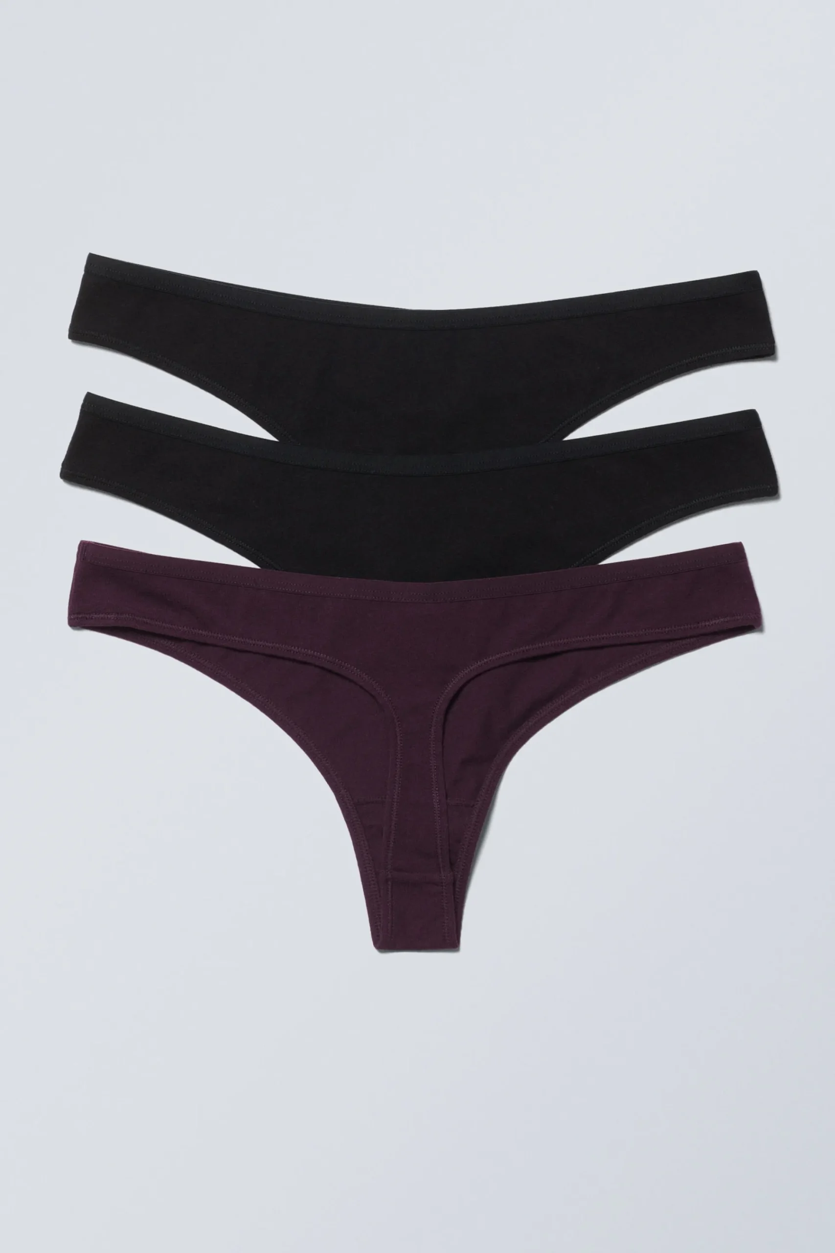 Weekday 3-PACK LOW WAIST COTTON THONGS black & dark purple Best