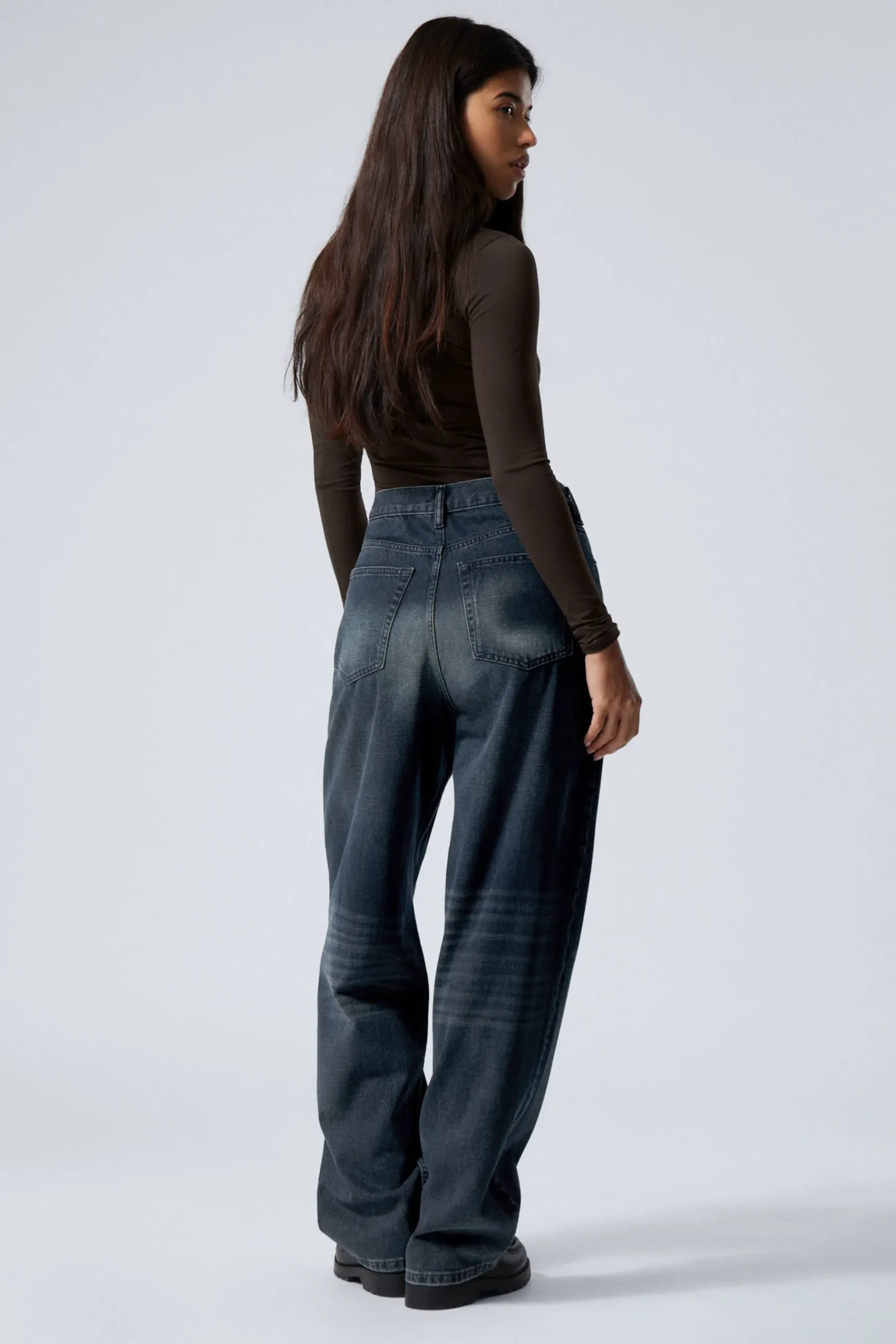 Weekday RAIL MID RISE LOOSE WIDE LEG JEANS deep ocean blue dark blue Clearance