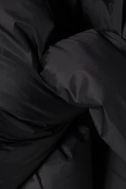 Weekday RECYCLED DOWN PADDED TRIANGLE SCARF black Hot