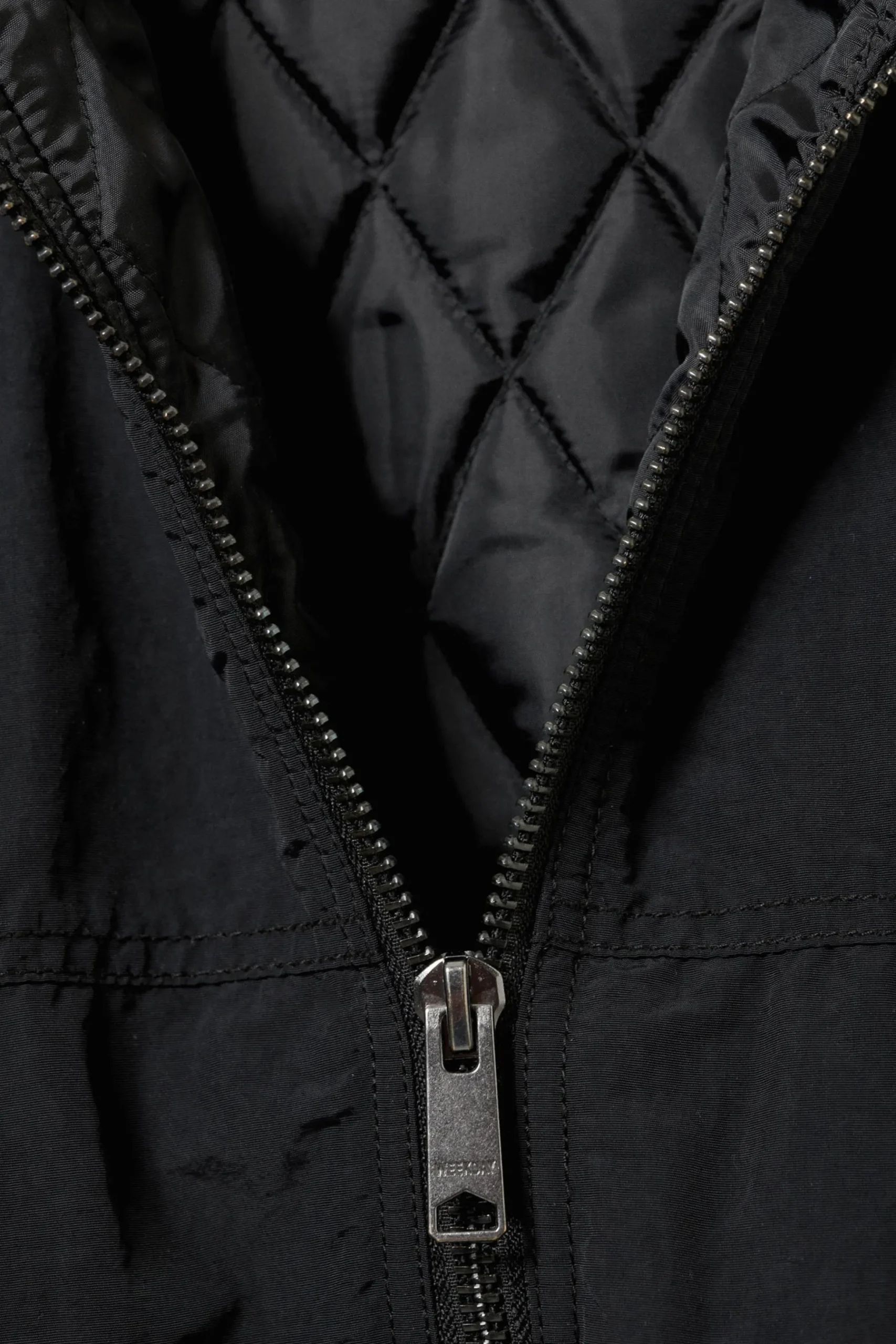 Weekday RELAXED NYLON BOMBER JACKER black Shop