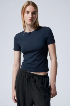 Weekday SLIM FITTED T-SHIRT dark blue Fashion