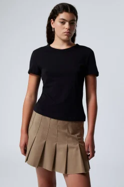 Weekday SLIM FITTED T-SHIRT black Cheap