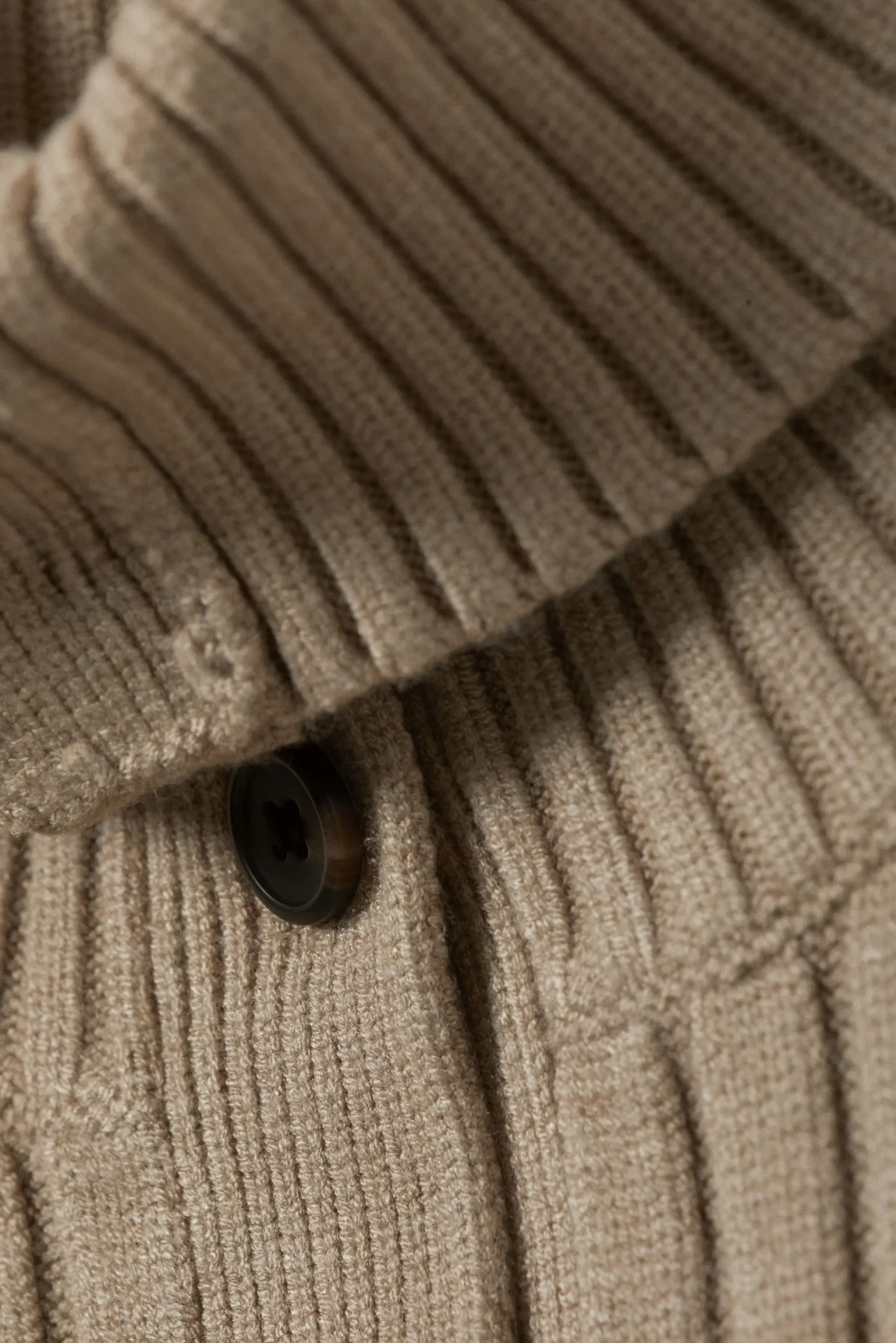 Weekday SLIM KNITTED TURTLENECK CARDIGAN dusty beige Online