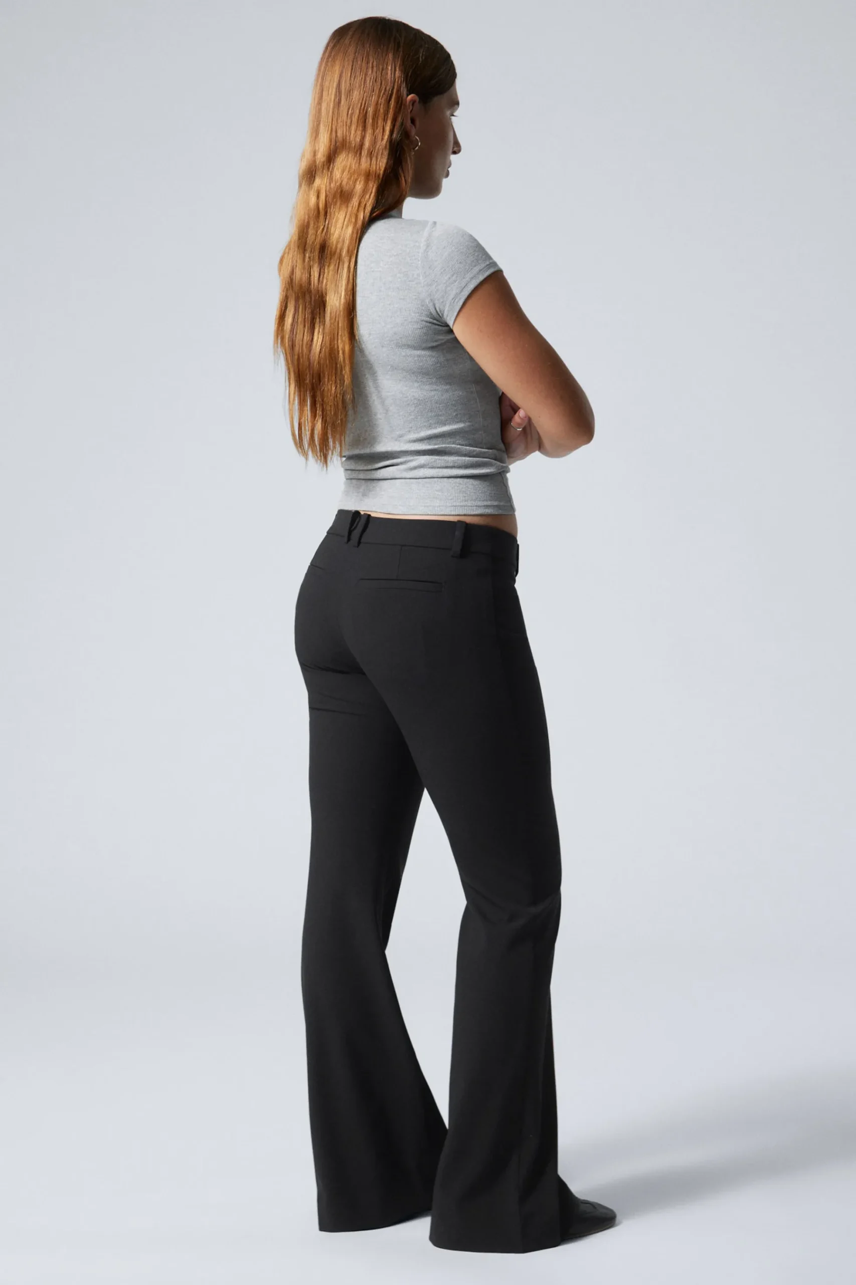 Weekday SLIM LOW WAIST FLARED SUIT TROUSERS black Store