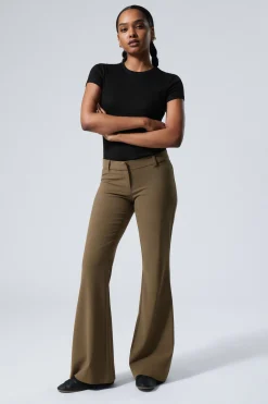 Weekday SLIM LOW WAIST FLARED SUIT TROUSERS khaki green Flash Sale