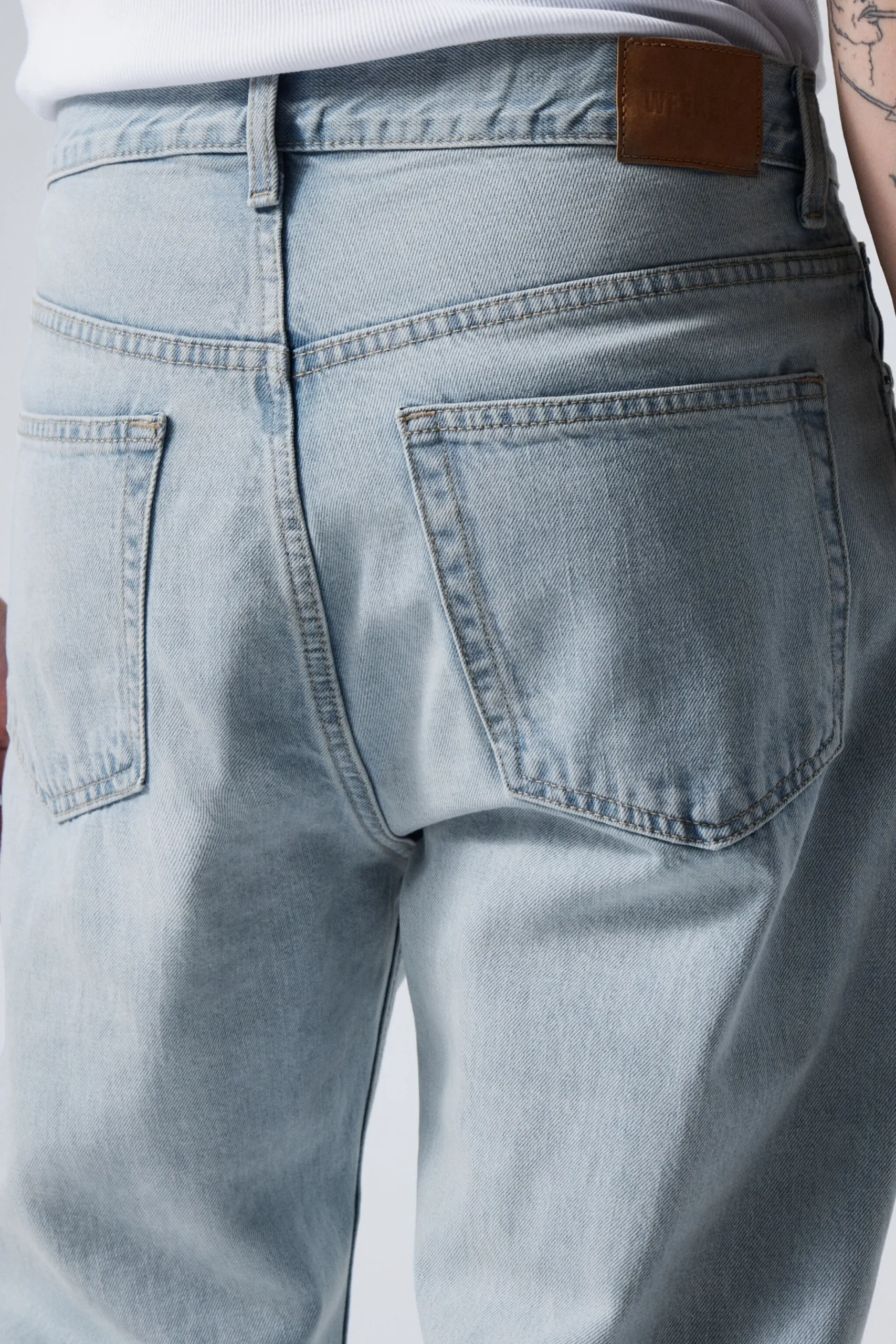 Weekday SPACE RELAXED STRAIGHT LEG JEANS opulent blue light blue Online