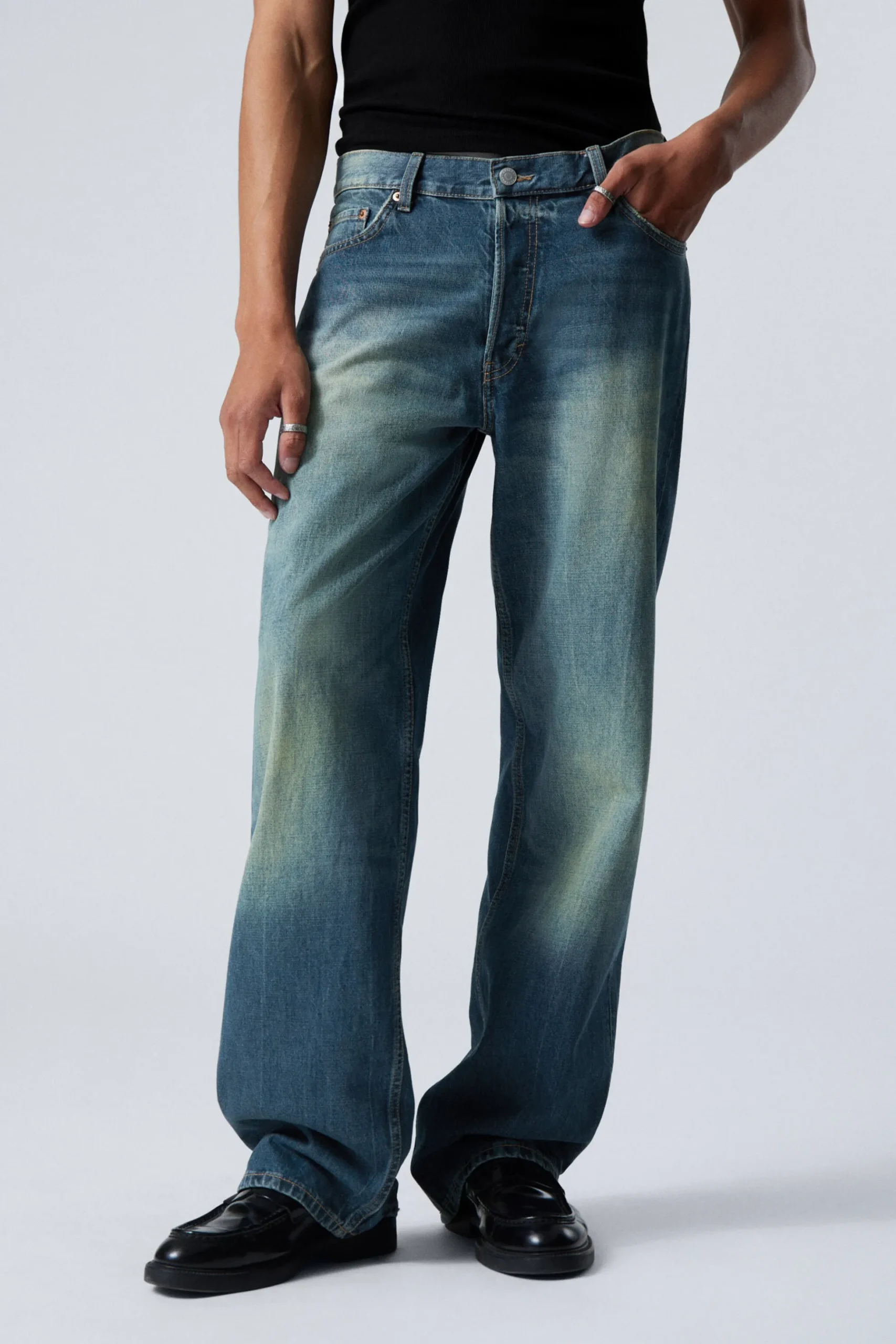 Weekday SPHERE LOW RISE LOOSE STRAIGHT LEG JEANS gasoline blue medium blue Best