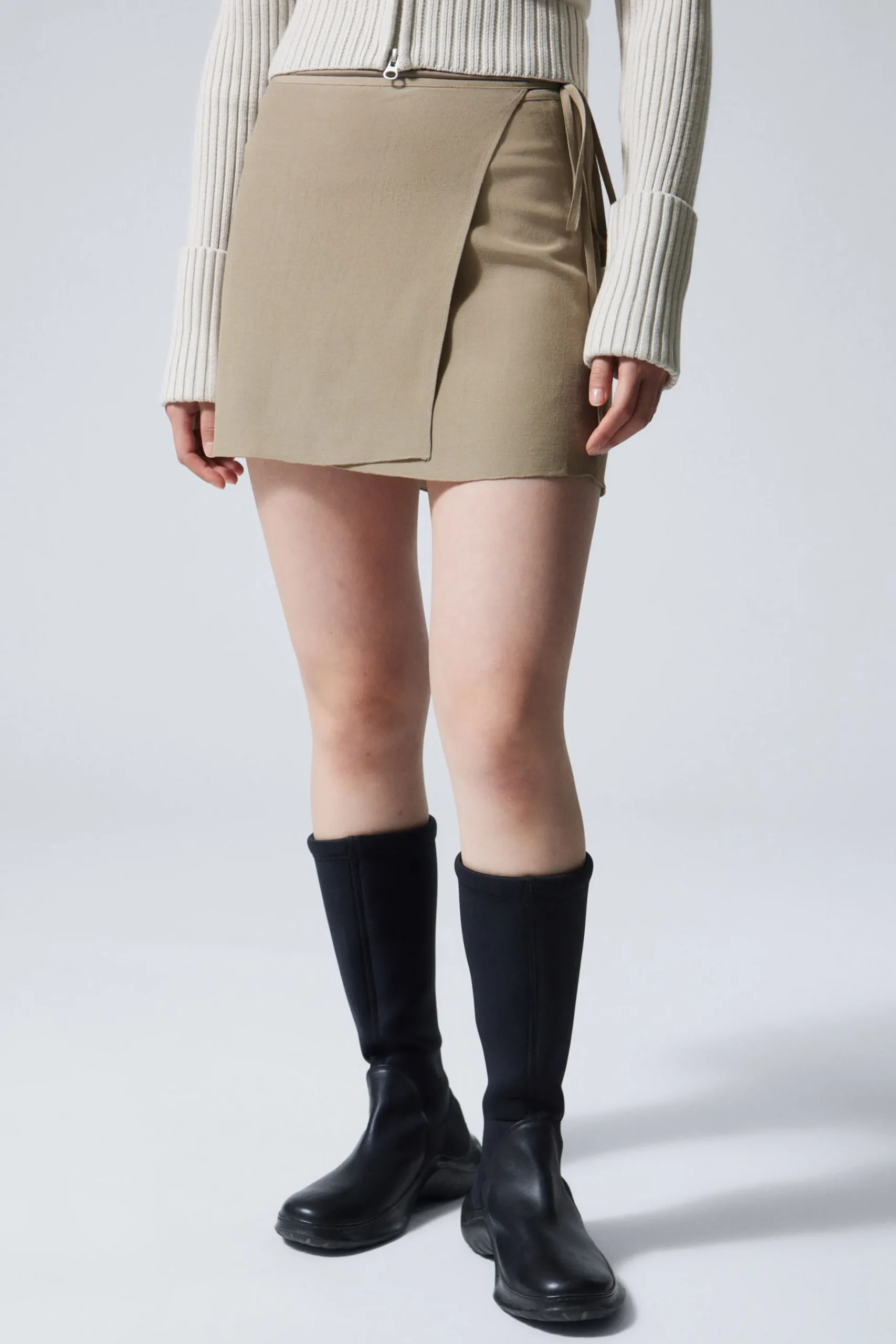 Weekday TAILORED VISCOSE MINI WRAP SKIRT dusty mole Cheap