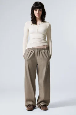 Weekday WIDE PULL ON SUITING TROUSERS beige pinstripe Online