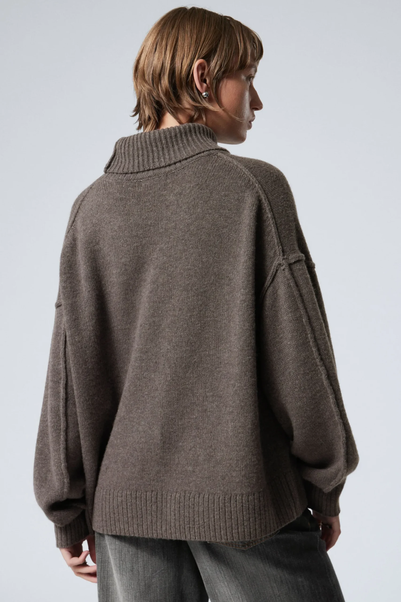 Weekday WOOL TURTLENECK SWEATER dark mole Hot